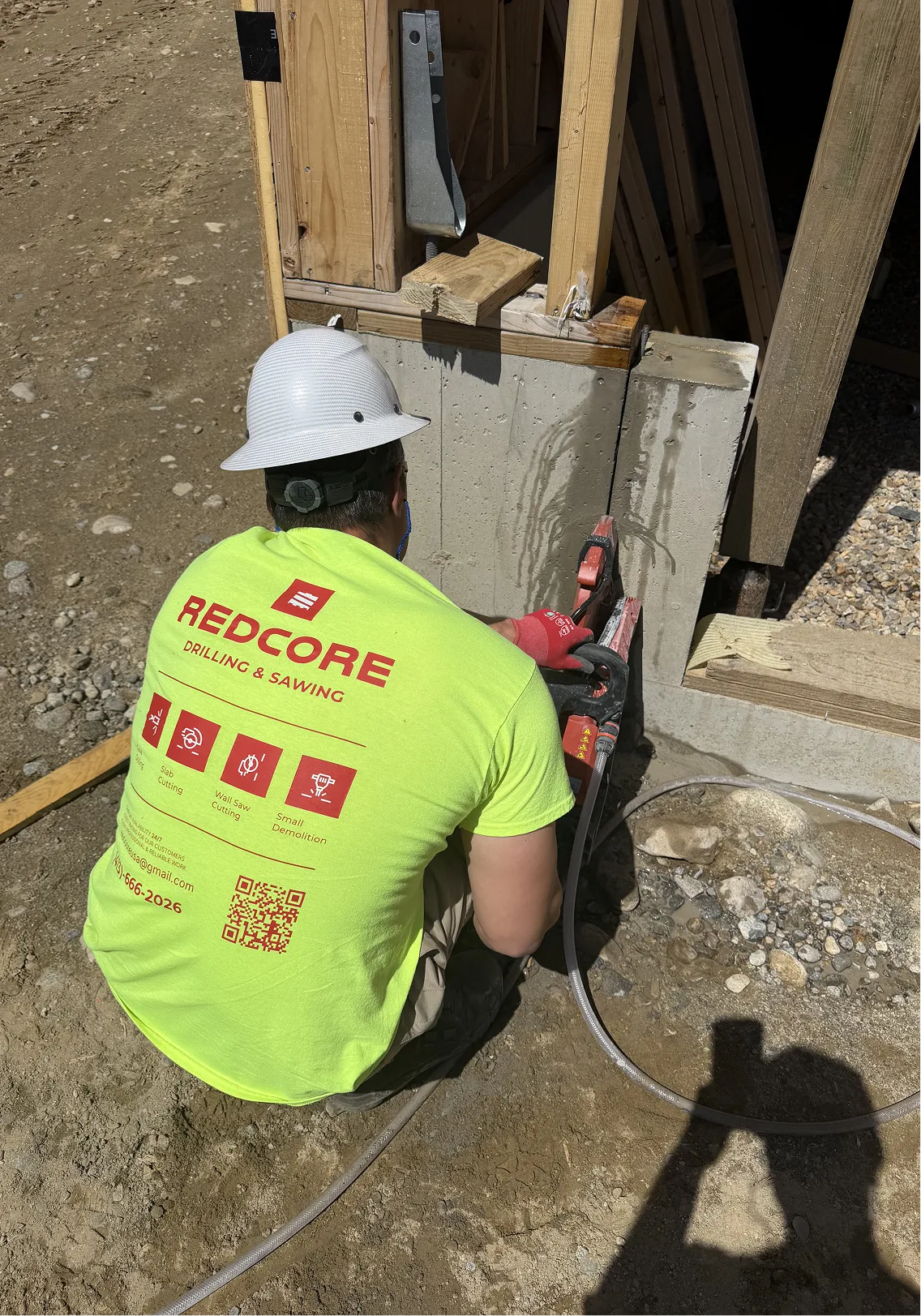 Wall saw cutting a concrete foundation corner